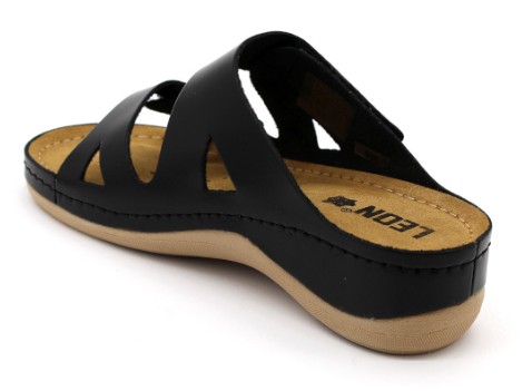 L906 LEON Comfort nyitott bőr papucs - fekete