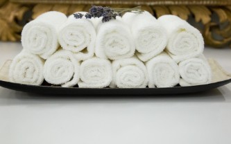 Olima törölköző fehér színben - 400gr (10db / csom.)