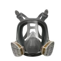 Álarcok és kiegészítők